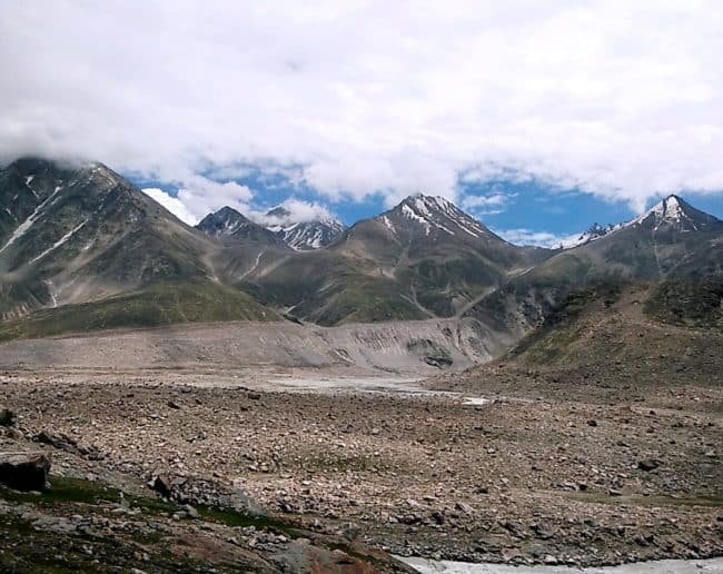 family_travel_blog_spiti_himachal_pradesh_moraines