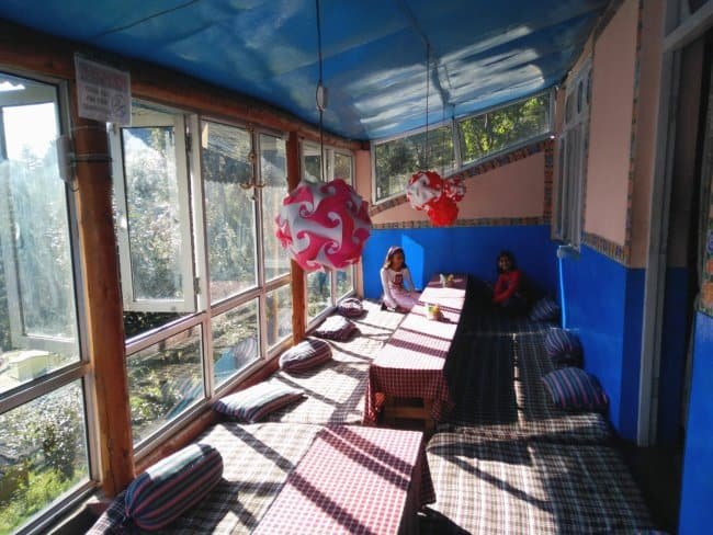 family_travel_blog_dharamkot_dharamshala_mcleodganj