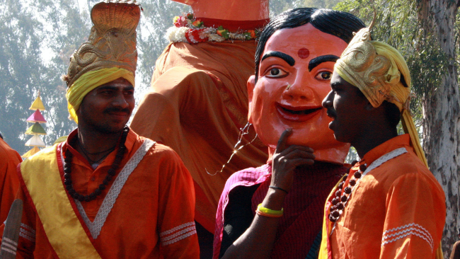 Know all about the Surajkund Mela 2019, the biggest cultural International fair of India: why to visit, what to do, ticket, budget, hotels, activities, food, and lots of awesome images.
