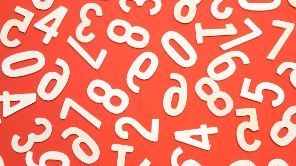 lighttravelaction-hindi-numbers