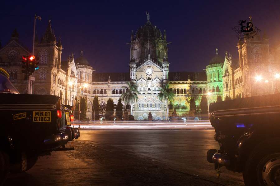 This is one of the most iconic and well- known sights in the city and a tourist cannot miss seeing the intricate architecture of the monument.Formerly known as Victoria Terminus, CSMT is a historic railway station in Mumbai and it serves as the headquarters of the Central Railways. It has been recognised as a UNESCO World Heritage Site.Click to read about 30 awesome destinations and attractions that are must-visits for all ages while on a trip to Mumbai #lighttravelaction #mumbaicity #mumbaitravel