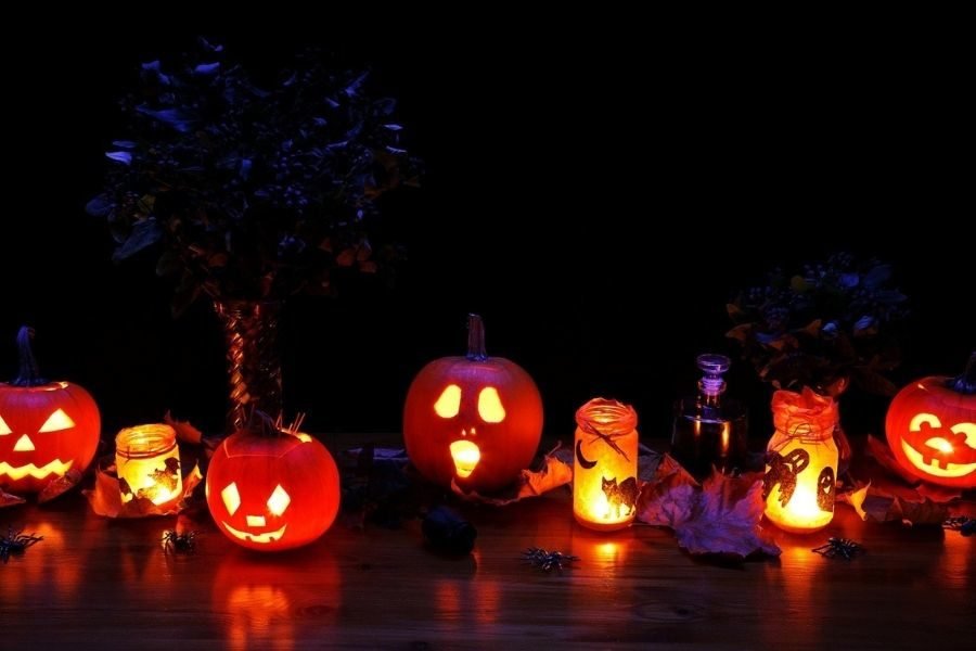 lighttravelaction-festivals-halloween