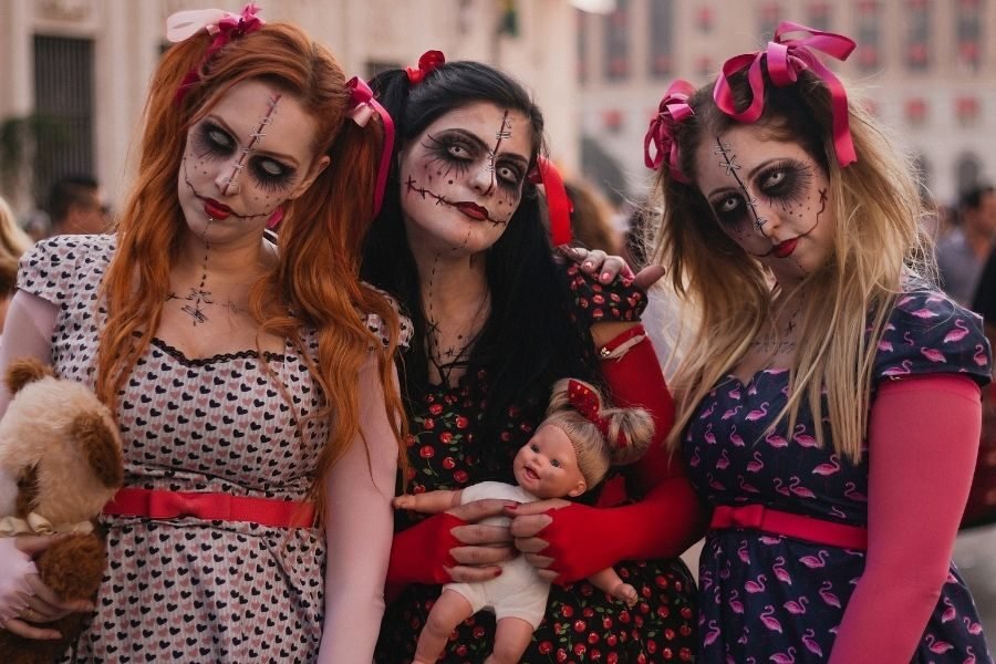lighttravelaction-festivals-halloween