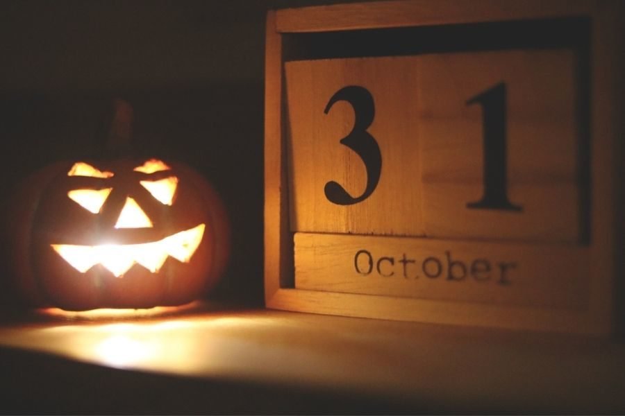 lighttravelaction-festivals-halloween
