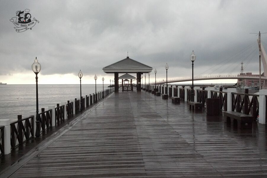 If you're thinking about travelling in monsoon season you may be unsure of what to expect. Traveling at this time of year can be an amazingly unique experience, especially if you know how to make the most of it. Here are some top tips for traveling during the monsoon season.You can reserve your ticket and plan your trip with me and relax knowing that my trusted team will take good care of a fellow wanderlust traveler #lighttravelaction #indianmonsoon #rain #monsoontravel #raintravel #rainydays