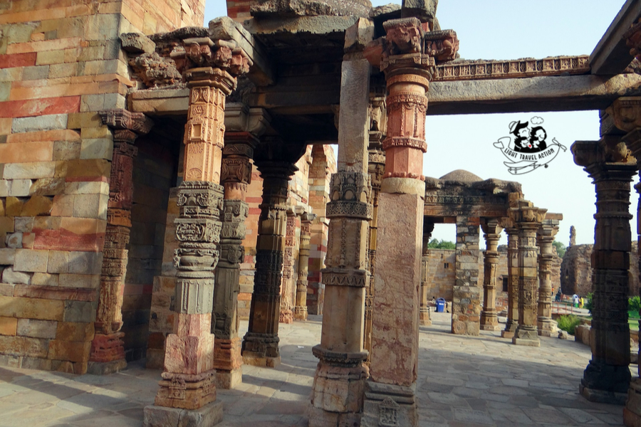 Qutub (Qutab) Minar is a very famous monument located in Mehrauli, Delhi.It is easy to reach Qutub Minar by local bus, metro or taxi.‘Qutub’ word is derived from Arabic which means ‘pole’ or ‘axis’ and ‘Minar’ refers to tower.Minaret refers to a tower that is typically a part of a mosque, with a balcony which is used by a muezzin to make calls to the Muslims for prayer. Click to read more #lighttravelaction #Qutabminar #qutabminarphotography #qutabminartowers #qutabminarmonuments #qutubminarphotography