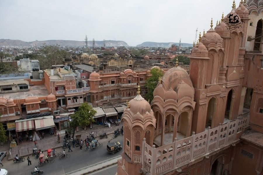 Jaipur's Hawa Mahal (Wind Palace) is the most iconic landmark in Jaipur. The facade of the Hawa Mahal which it is believed to resemble Lord Krishna's crown, never fails to arouse curiosity. This complete guide to the Hawa Mahal will tell you everything you need to know about it and how to visit it #lighttravelaction #hawamahal #hawamahljaipur #hawamahalphotography # hawamahaljaipurarchitecture #jaipurindia #jaipurtravel #pinkcityjaipur #pinkcityjaipurrajasthanindia