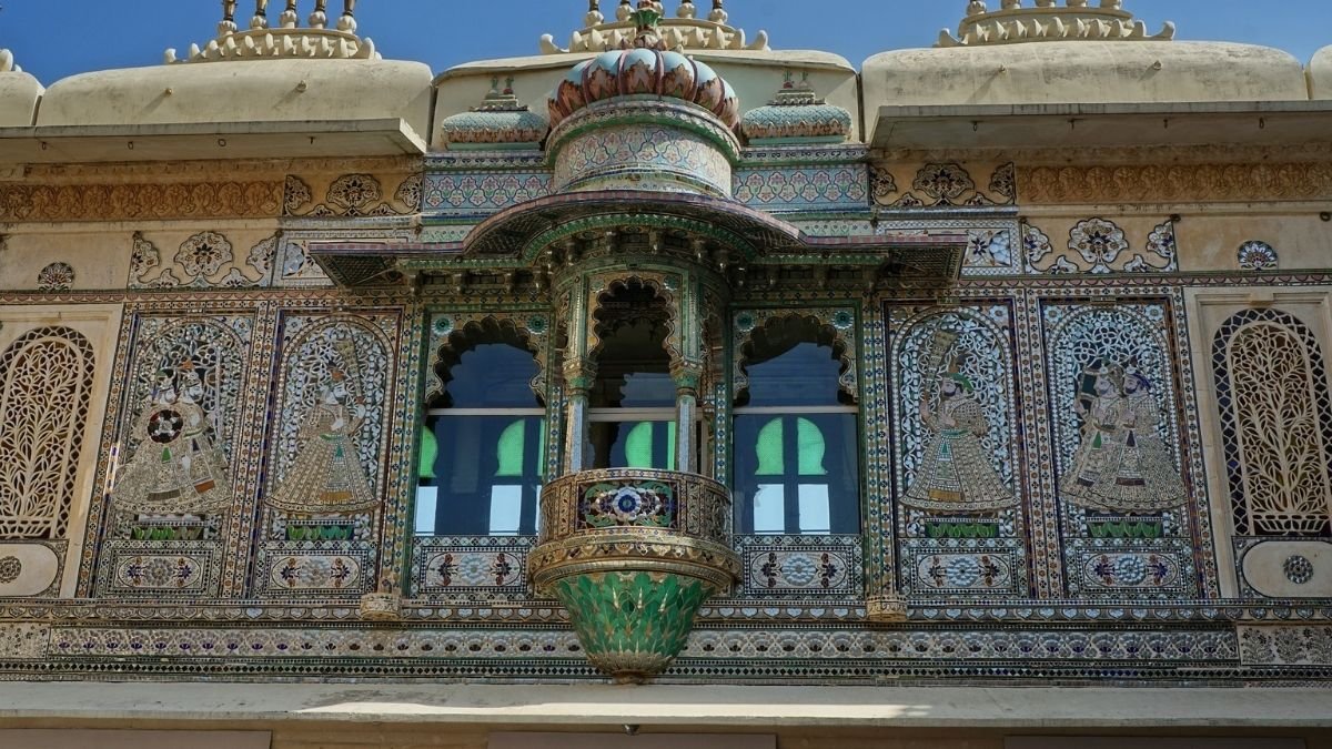 lighttravelaction-udaipur