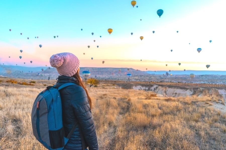 lighttravelaction-how to afford traveling in college